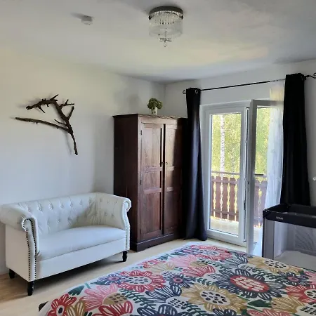Apartment Lovely Spacious Apartment-80m2-old Style-tourist Area Rauth