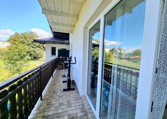 Lovely Spacious Apartment-80m2-old Style-tourist Area Rauth